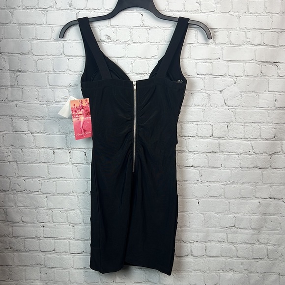 Emerald Sundae Black Banded Bodycon Dress Juniors Size Small Homecoming Prom - Picture 6 of 6